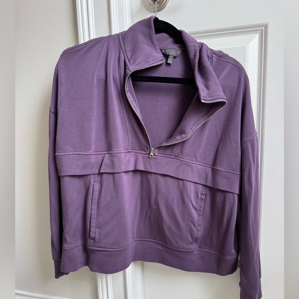 Danskin Small 3/4 Purple Zip with Pockets